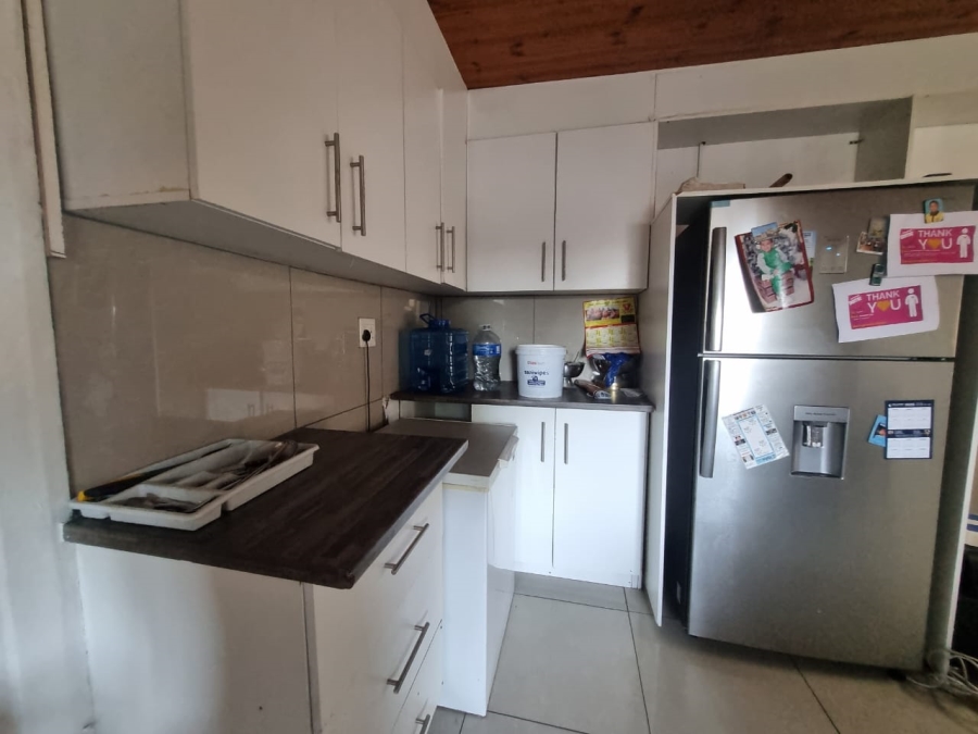 5 Bedroom Property for Sale in Churchill Estate Western Cape